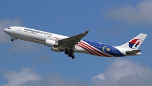 Photo of 9M-MTJ - Airbus A330-323 operated by Malaysia Airlines