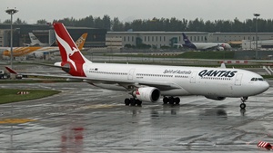 Photo of VH-QPG - Airbus A330-303 operated by Qantas