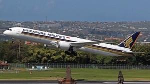 Photo of 9V-SCY - Boeing 787-10 Dreamliner operated by Singapore Airlines