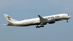 Photo of B-58501 - Airbus A350-941 operated by Starlux