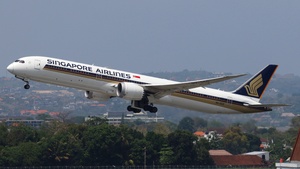 Photo of 9V-SCO - Boeing 787-10 Dreamliner operated by Singapore Airlines