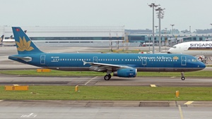 Photo of VN-A329 - Airbus A321-231 operated by Vietnam Airlines