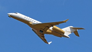 Photo of N18HA - Bombardier Global 5000 operated by Hersing Corp.