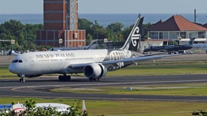 Photo of ZK-NZI - Boeing 787-9 Dreamliner operated by Air New Zealand