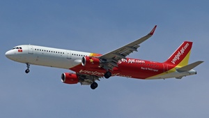 Photo of VN-A677 - Airbus A321-211 operated by VietJet Air