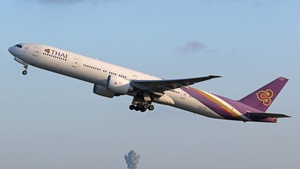 Photo of HS-TKQ - Boeing 777-3AL(ER) operated by Thai Airways International