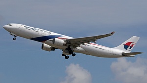 Photo of 9M-MTB - Airbus A330-323 operated by Malaysia Airlines