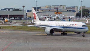 Photo of B-326Y - Airbus A350-941 operated by Air China
