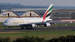 Photo of A6-EOX - Airbus A380-861 operated by Emirates