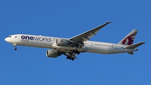 Photo of A7-BAB - Boeing 777-3DZ(ER) operated by Qatar Airways