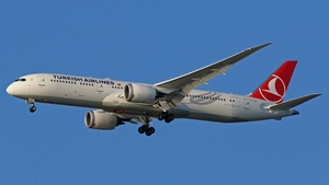 Photo of TC-LLE - Boeing 787-9 Dreamliner operated by Turkish Airlines