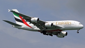 Photo of A6-EDQ - Airbus A380-861 operated by Emirates
