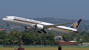 Photo of 9V-SCJ - Boeing 787-10 Dreamliner operated by Singapore Airlines
