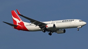 Photo of VH-VZX - Boeing 737-838 operated by Qantas
