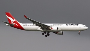 Photo of VH-QPF - Airbus A330-303 operated by Qantas