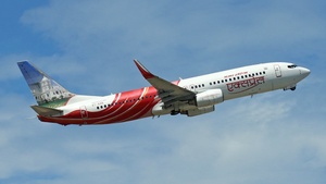 Photo of VT-AXN - Boeing 737-8HG operated by Air India Express