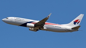 Photo of 9M-MLT - Boeing 737-8H6 operated by Malaysia Airlines