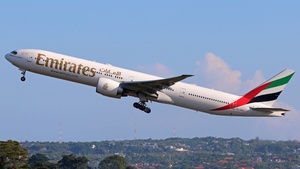 Photo of A6-ENZ - Boeing 777-31H(ER) operated by Emirates
