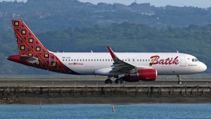 Photo of PK-LUV - Airbus A320-214 operated by Batik Air