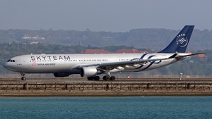 Photo of B-18311 - Airbus A330-302 operated by China Airlines