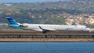 Photo of PK-GRO - Bombardier CRJ-1000ER operated by Garuda Indonesia