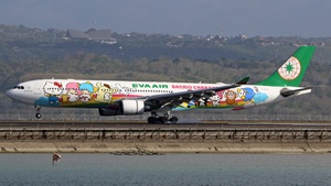 Photo of B-16332 - Airbus A330-302 operated by EVA Air