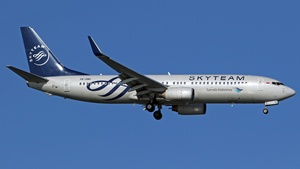 Photo of PK-GMH - Boeing 737-8U3 operated by Garuda Indonesia