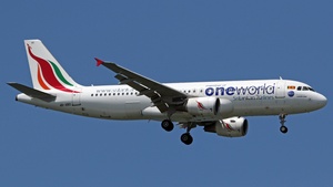 Photo of 4R-ABO - Airbus A320-214 operated by SriLankan Airlines