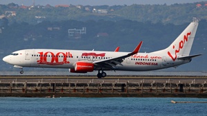 Photo of PK-LOF - Boeing 737-9GP(ER) operated by Lion Air