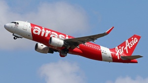 Photo of 9M-AQZ - Airbus A320-216 operated by AirAsia