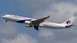 Photo of 9M-MTM - Airbus A330-323 operated by Malaysia Airlines