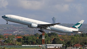 Photo of B-HNO - Boeing 777-367 operated by Cathay Pacific Airways