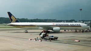 Photo of 9V-SYF - Boeing 777-312 operated by Singapore Airlines