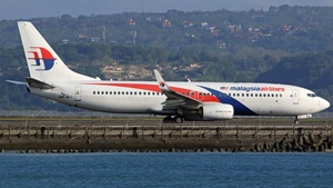 Photo of 9M-MLL - Boeing 737-8FZ operated by Malaysia Airlines
