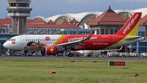 Photo of VN-A676 - Airbus A320-214 operated by VietJet Air