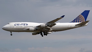Photo of N199UA - Boeing 747-422 operated by United Airlines