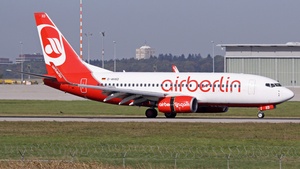 Photo of D-AHXD - Boeing 737-7K5 operated by Air Berlin (opb TUIfly)