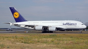 Photo of D-AIMC - Airbus A380-841 operated by Lufthansa