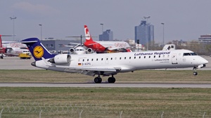 Photo of D-ACPG - Bombardier CRJ-701ER operated by Lufthansa CityLine