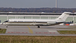 Photo of 160051 - McDonnell Douglas C-9B Skytrain II operated by US Navy