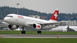 Photo of HB-IJV - Airbus A320-214 operated by Swiss International Air Lines