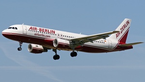 Photo of D-ABDL - Airbus A320-214 operated by Air Berlin