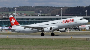 Photo of HB-IOH - Airbus A321-111 operated by Swiss International Air Lines