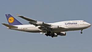 Photo of D-ABTA - Boeing 747-430(M) operated by Lufthansa