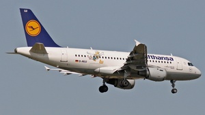 Photo of D-AILU - Airbus A319-114 operated by Lufthansa