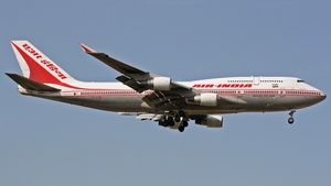 Photo of VT-EVB - Boeing 747-437 operated by Air India
