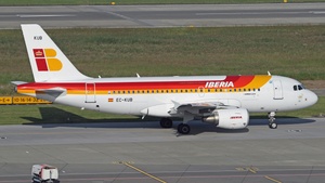 Photo of EC-KUB - Airbus A319-111 operated by Iberia