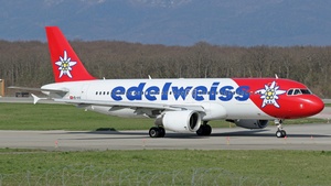 Photo of HB-IHX - Airbus A320-214 operated by Edelweiss Air