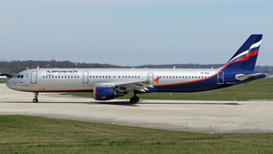 Photo of VP-BQX - Airbus A321-211 operated by Aeroflot