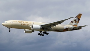 Photo of A6-DDE - Boeing 777-FFX operated by Etihad Cargo